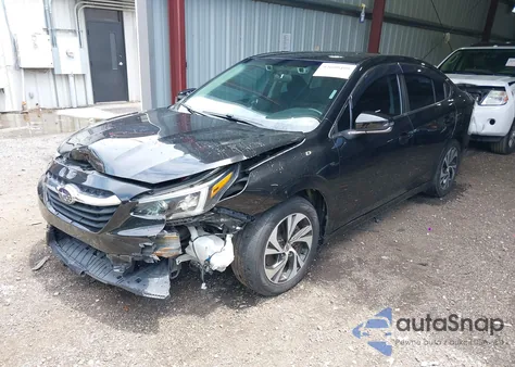 2021 Subaru Legacy Premium z USA, uszkodzony, nr VIN 4S3BWAC69M3003206